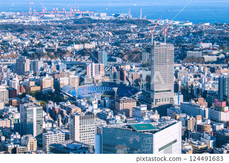 Yokohama cityscape in Japan, overlooking Yokohama Stadium, the base gate in front of Kannai Station, Yokohama Kannai Tower, etc. (March 2025) 124491683