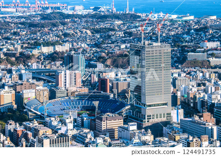 Yokohama cityscape in Japan, overlooking Yokohama Stadium, the base gate in front of Kannai Station, Yokohama Kannai Tower, etc. (March 2025) 124491735