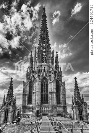 Main tower of the Barcelona Cathedral, Catalonia, Spain Main tower of the Barcelona Cathedral, Catalonia, Spain 124491753