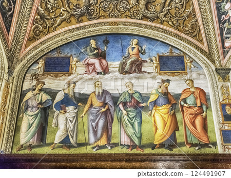 Interiors of Collegio del Cambio, historical building in Perugia, Italy Interiors of Collegio del Cambio, historical building in Perugia, Italy 124491907