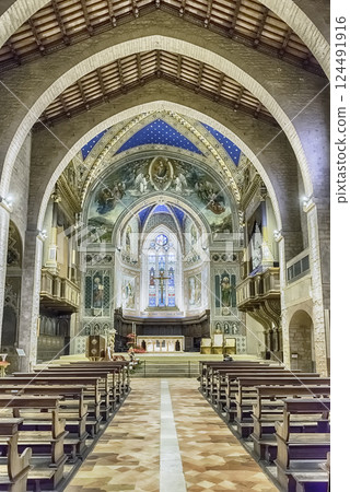 Interior view of the medieval Cathedral of Gubbio, Umbria, Italy 124491916