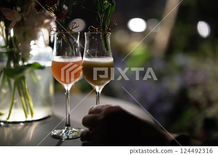 手用香檳杯 手用香檳杯 124492316
