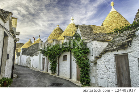 Typical trulli buildings in Alberobello, Apulia, Italy 124492937