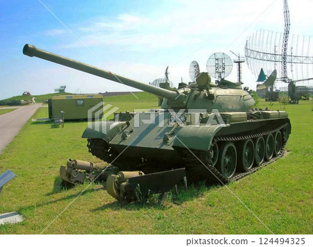 Historical Battle Tank and Radar Installation Display Historical Battle Tank and Radar Installation Display 124494325