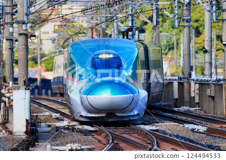 Tohoku Shinkansen bottleneck...E5 series Shinkansen passing through the at-grade intersection at Fukushima Station Tohoku Shinkansen bottleneck...E5 series Shinkansen passing through the at-grade intersection at Fukushima Station 124494533