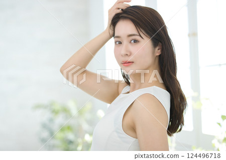 Beauty of young women 124496718