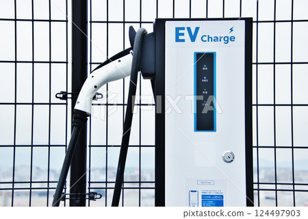 電動車和快速充電器（福岡） 124497903