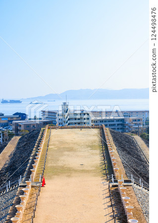 Spring at Goshikizuka Tomb, Kobe City, Hyogo Prefecture Spring at Goshikizuka Tomb, Kobe City, Hyogo Prefecture 124498476