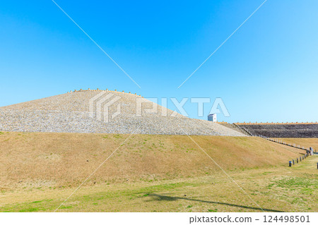 兵庫縣神戶市五色塚古墓之春 124498501