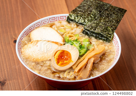 ramen ramen 124498802