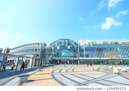 Scenery of JR Takamatsu Station, Takamatsu City, Kagawa Prefecture 124499155