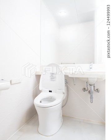 開放而時尚的衛浴空間內部形象 124499993
