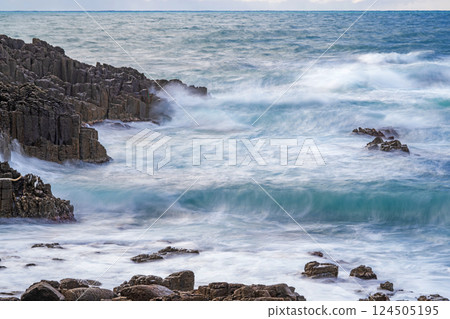 越前海岸的冬日風景 124505195