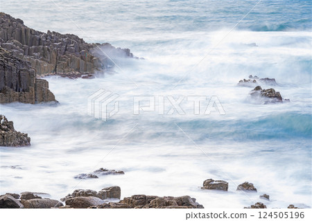 Echizen coast winter scenery 124505196