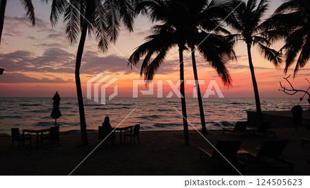 泰國海灘的日落 泰國海灘的日落 124505623