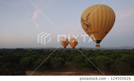 Take a balloon 124505626