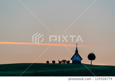 Small chapel close to Lommersdorf, Rhineland Palatinate, Germany 124508774