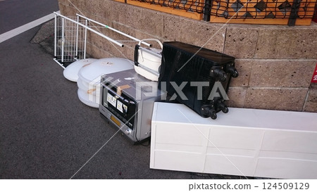 Bulky garbage Bulky garbage 124509129