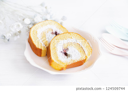 西式甜點：水果卷 124509744