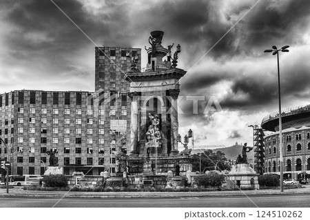 Scenic fountain in Placa d'Espanya, Barcelona, Catalonia, Spain Scenic fountain in Placa d'Espanya, Barcelona, Catalonia, Spain 124510262