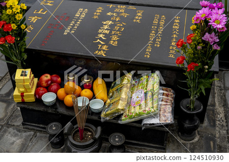 墓碑 墓碑 124510930