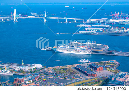 Yokohama cityscape in Japan, with a view of Akaikutsu, Asuka II, Noordam, etc. (Seaborne Quest's first port of call) = 30th 124512000