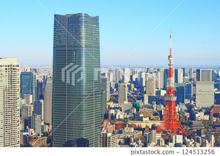 東京都港區麻布台山森 JP 塔和東京鐵塔的風景 東京都港區麻布台山森 JP 塔和東京鐵塔的風景 124513256