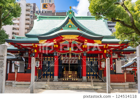 禦靈神社(Goryo Shrine、Goryohan)是大阪三十三觀音參拜路線的第33個參拜地。禦靈文樂劇場舊址、禮拜堂 禦靈神社(Goryo Shrine、Goryohan)是大阪三十三觀音參拜路線的第33個參拜地。禦靈文樂劇場舊址、禮拜堂 124514118