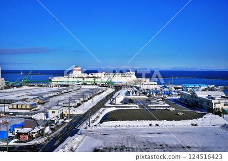 Scenery of Katsunori Wharf, Otaru Port 124516423