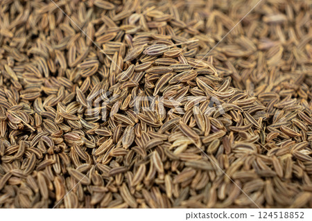 Whole cumin seeds Carum carvi L. macro Whole cumin seeds Carum carvi L. macro 124518852
