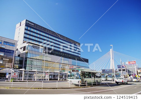 青森車站 晴天的青森站 青森車站東口大樓 青森車站 晴天的青森站 青森車站東口大樓 124519415