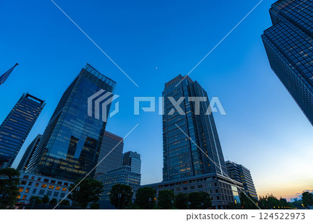 [Magic Hour] 東京車站周圍的Magic Hour風景[東京] 124522973