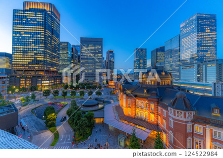 [Magic Hour] 東京車站周圍的Magic Hour風景[東京] 124522984