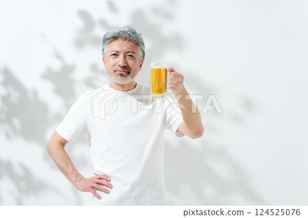 男士啤酒 124525076