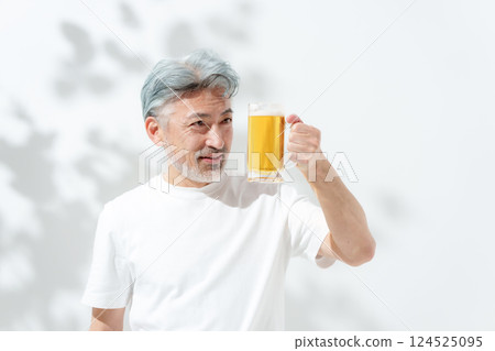 男士啤酒 124525095