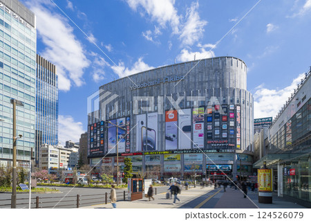 東京秋葉原站前的風景 東京秋葉原站前的風景 124526079