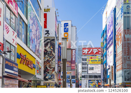 秋葉原站前電器街的風景 秋葉原站前電器街的風景 124526100
