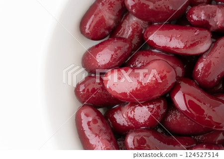 Close-up of boiled red kidney beans 124527514
