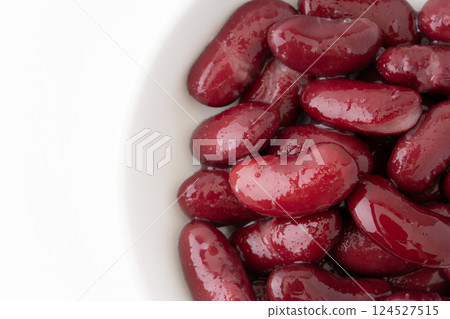 Close-up of boiled red kidney beans 124527515