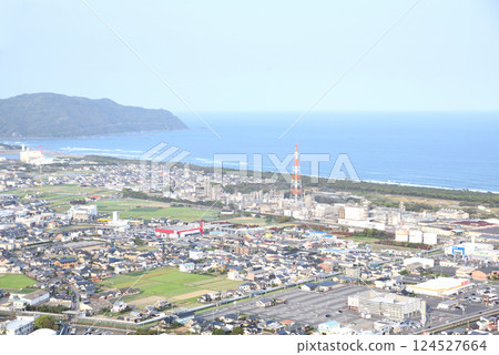 從愛宕山嚮東北方向望去的延岡市景 從愛宕山嚮東北方向望去的延岡市景 124527664