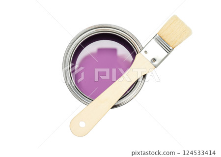 Purple paint can with a brush isolated on white, PNG 124533414