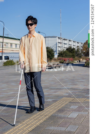 視障人士、計程車、白手杖 124534167
