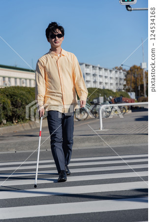 視障人士、計程車、白手杖 124534168