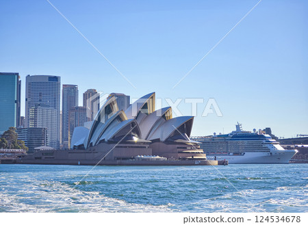 Sydney Opera House and cruise ship Sydney Opera House and cruise ship 124534678