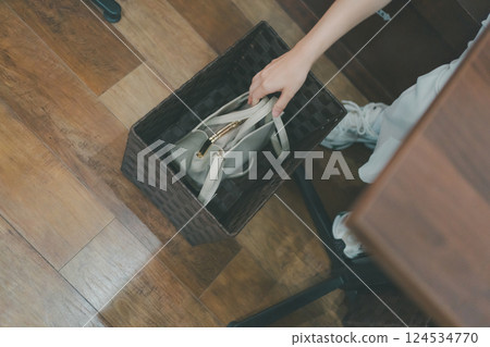 cafeteria, cafe, caffe 124534770