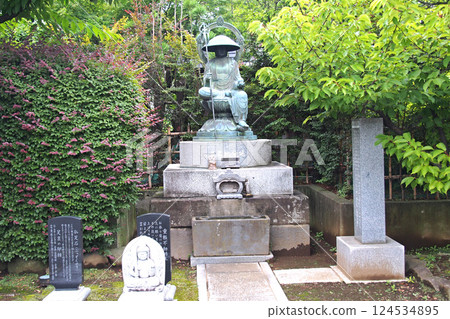 Enmei Jizo Statue at Tofukuji Temple [Soka City, Saitama Prefecture] 124534895