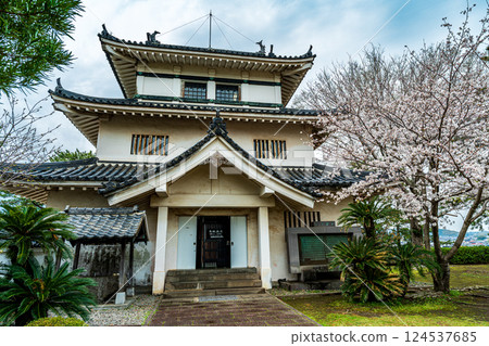 Shimabara Castle's West Three-story Tower Shimabara Castle's West Three-story Tower 124537685