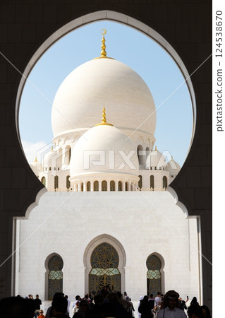 Grand entrance to Sheikh Zayed Grand Mosque in Abu Dhabi, the capital city of United Arab Emirates. Grand entrance to Sheikh Zayed Grand Mosque in Abu Dhabi, the capital city of United Arab Emirates. 124538670