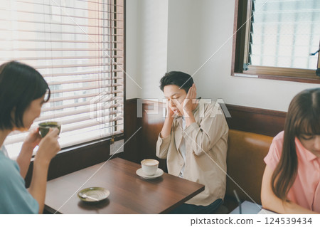 咖啡館 咖啡廳 人 124539434