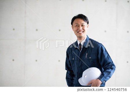 Working man 124540756